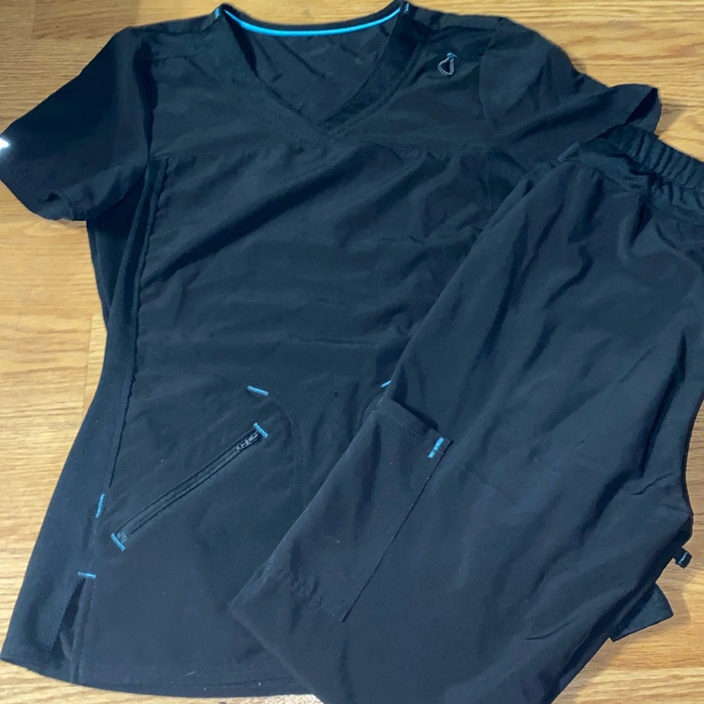 ⭐️ ScrubStar Scrubs